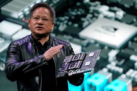 CEO Nvidia tin thời đại phải học máy tính đã qua, đâu là môn học tương lai?