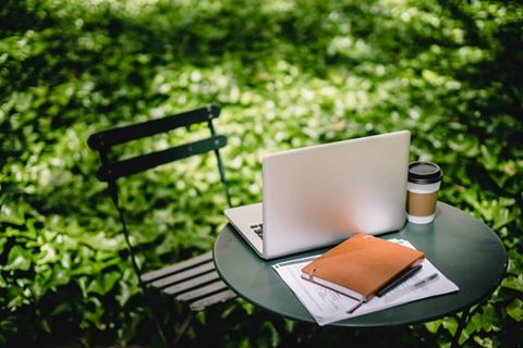 5 lý do tại sao không nên để laptop tiếp xúc trực tiếp với ánh Mặt Trời
