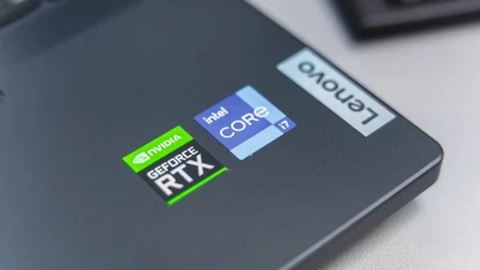 Có nên mua laptop chơi game lúc này?