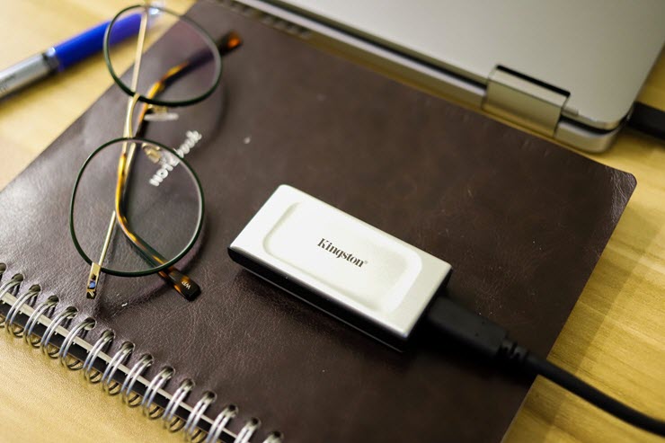 Kingston XS2000: Ổ SSD di động nhỏ gọn có tốc độ "khủng" - 1