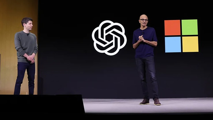 Microsoft là nhà đầu tư lớn vào OpenAI.