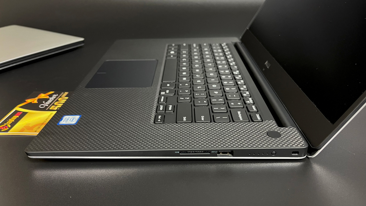 laptop thiết kế đồ hoạ dell xps 9570 core i7