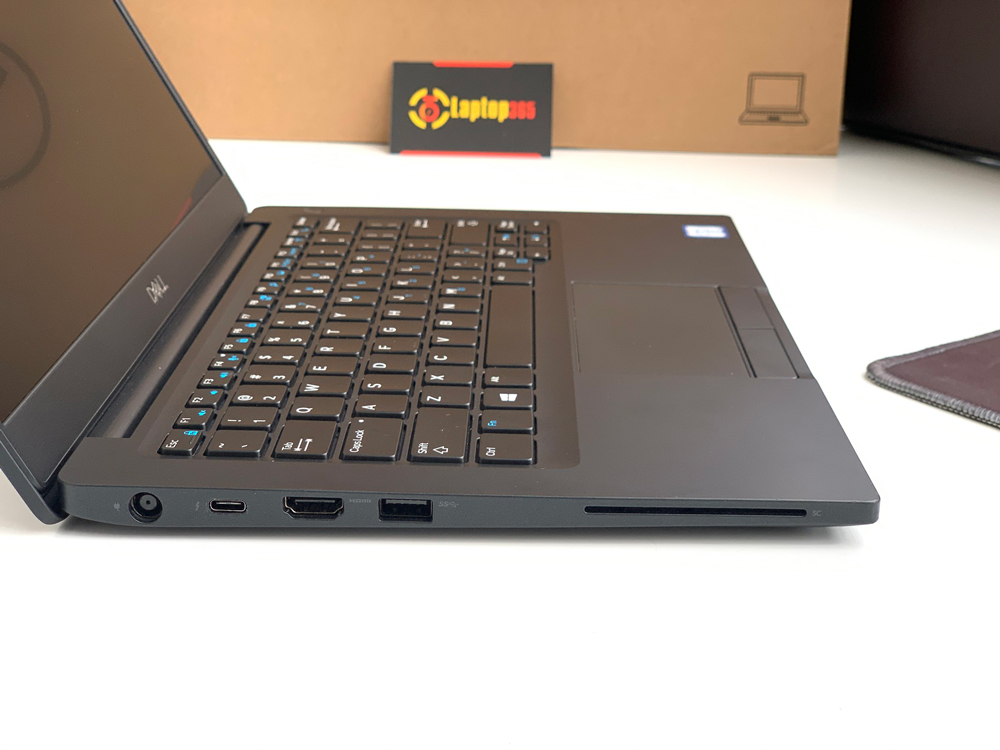 当社の 極美品！【DELL Latitude 7390】最上級Corei7！RAM16G ノートPC