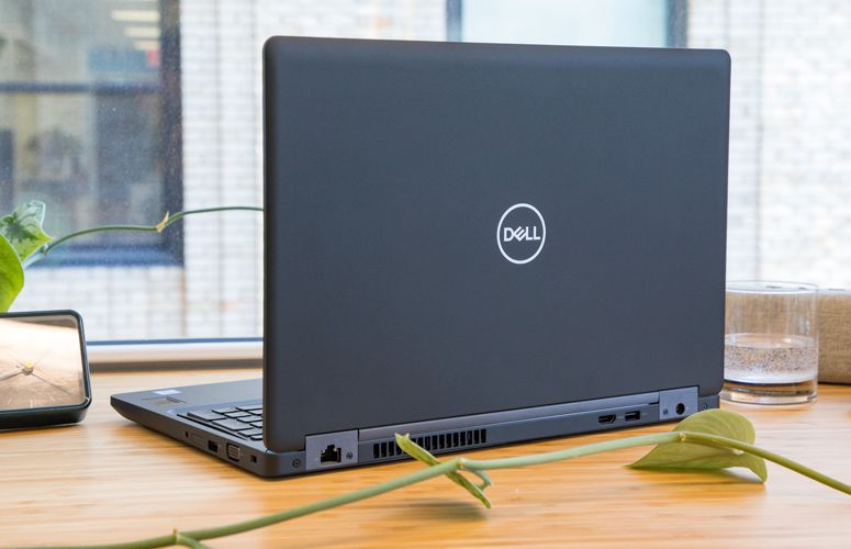 Dell Precision 3530 (Core i5-8400H RAM 8GB SSD 256GB 15.6 inch HD) con quái vật phân khúc giá rẻ